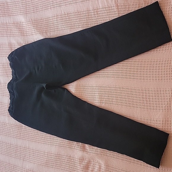 Aritzia Wilfred Darontal Black Cropped Pants 2 - Picture 4 of 10